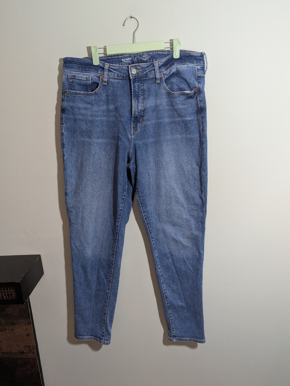 Old Navy Women's 16 Tall O.G. Straight High-rise Extra Stretch Jeans Medium Wash